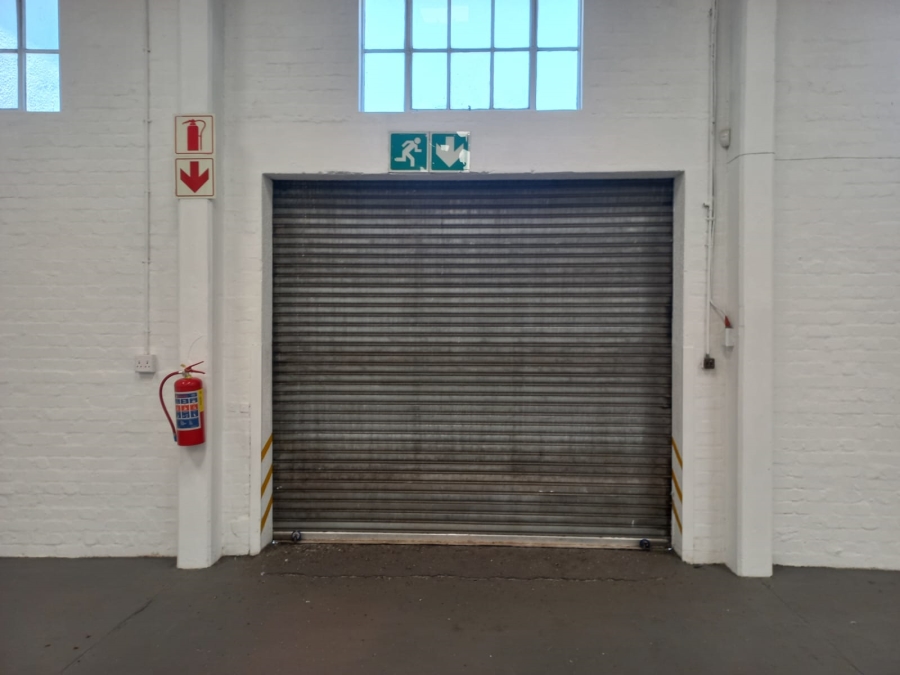 To Let commercial Property for Rent in Maitland Western Cape